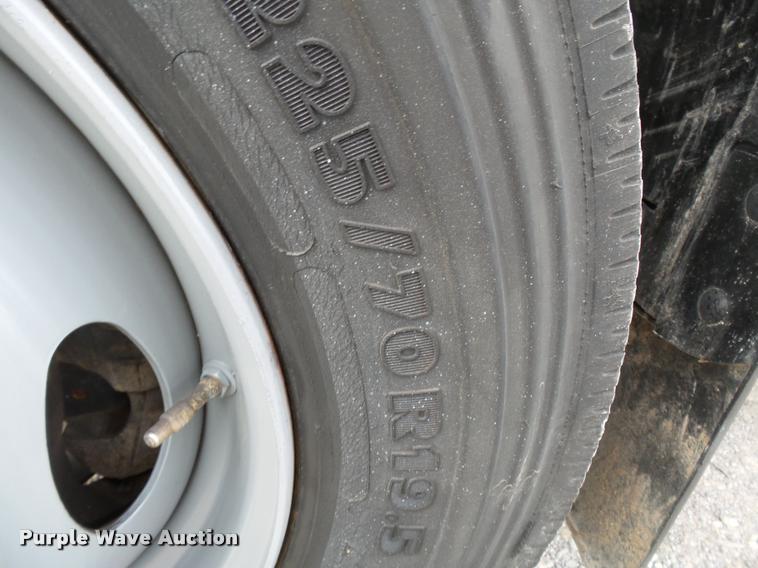 image for item K3467 2007 Ford F450 Super Duty service truck with crane