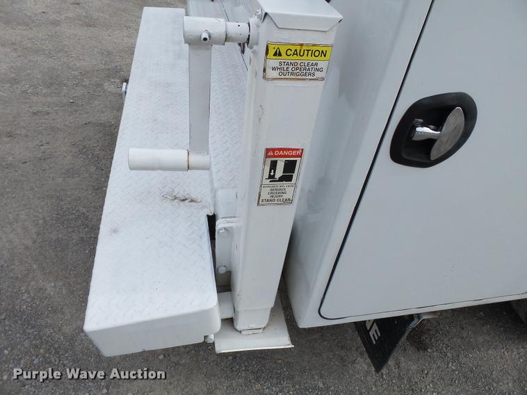 image for item K3467 2007 Ford F450 Super Duty service truck with crane