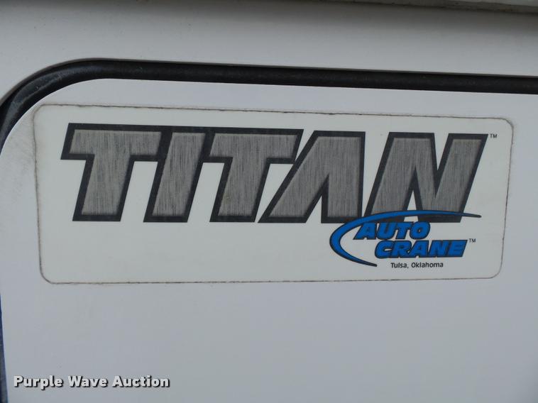 image for item K3467 2007 Ford F450 Super Duty service truck with crane