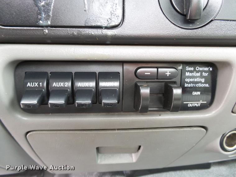 image for item K3467 2007 Ford F450 Super Duty service truck with crane