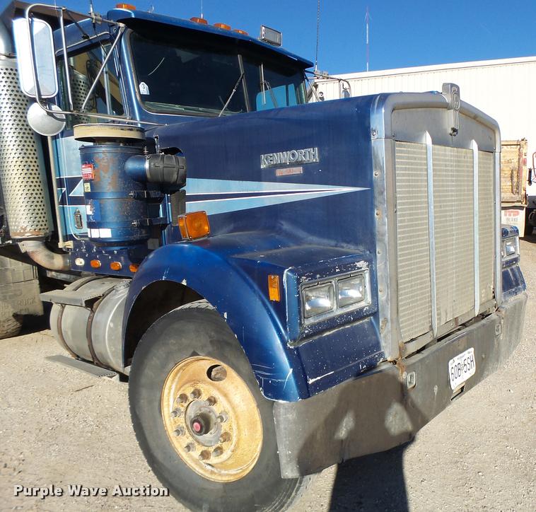 image for item K5581 1984 Kenworth dump truck