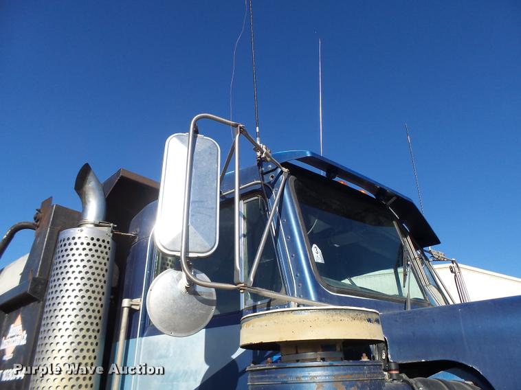 image for item K5581 1984 Kenworth dump truck