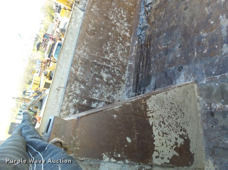 image for item K5581 1984 Kenworth dump truck