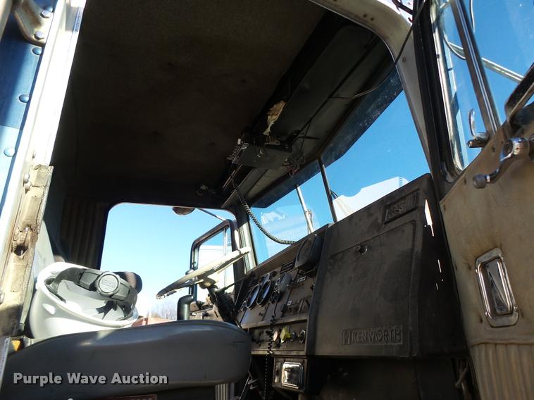 image for item K5581 1984 Kenworth dump truck