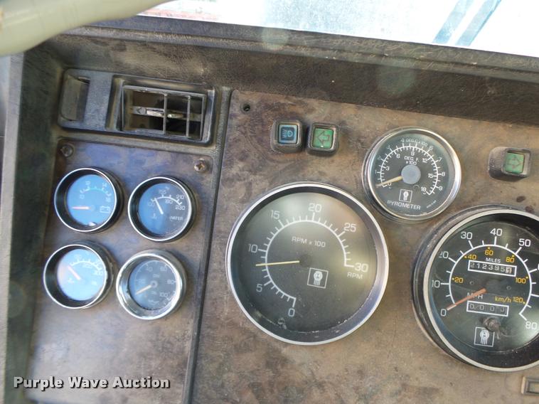 image for item K5581 1984 Kenworth dump truck