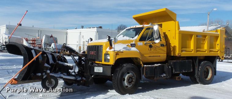 image for item K8006 2000 GMC C7500 dump truck
