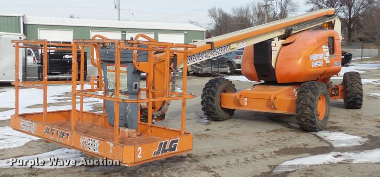 image for item K8017 2000 JLG 600A boom lift