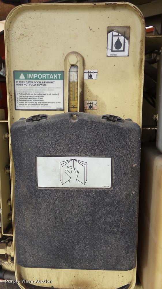 image for item K8017 2000 JLG 600A boom lift