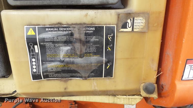 image for item K8017 2000 JLG 600A boom lift