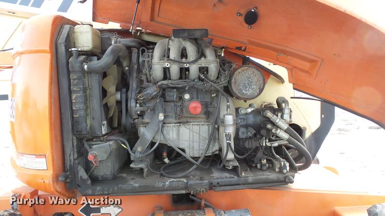 image for item K8017 2000 JLG 600A boom lift