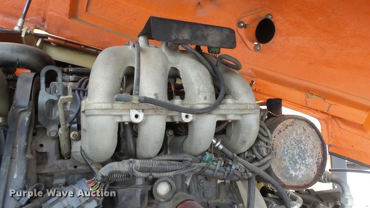 image for item K8017 2000 JLG 600A boom lift