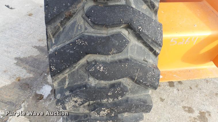 image for item K8017 2000 JLG 600A boom lift