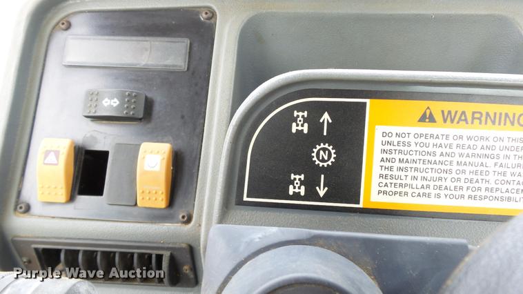 image for item K8057 1997 Caterpillar 426C backhoe