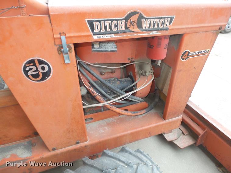 image for item L4195 Ditch Witch J20D trencher