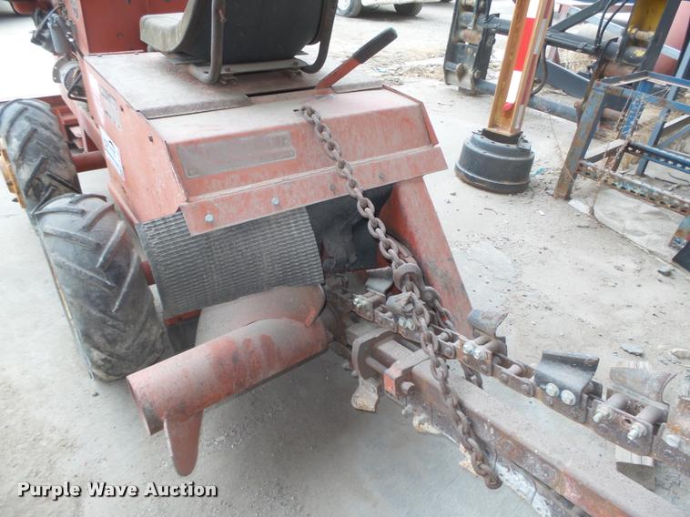 image for item L4195 Ditch Witch J20D trencher