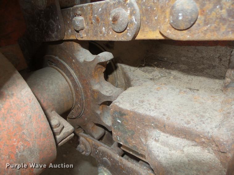 image for item L4195 Ditch Witch J20D trencher