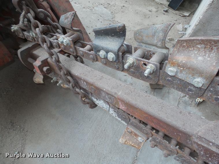 image for item L4195 Ditch Witch J20D trencher