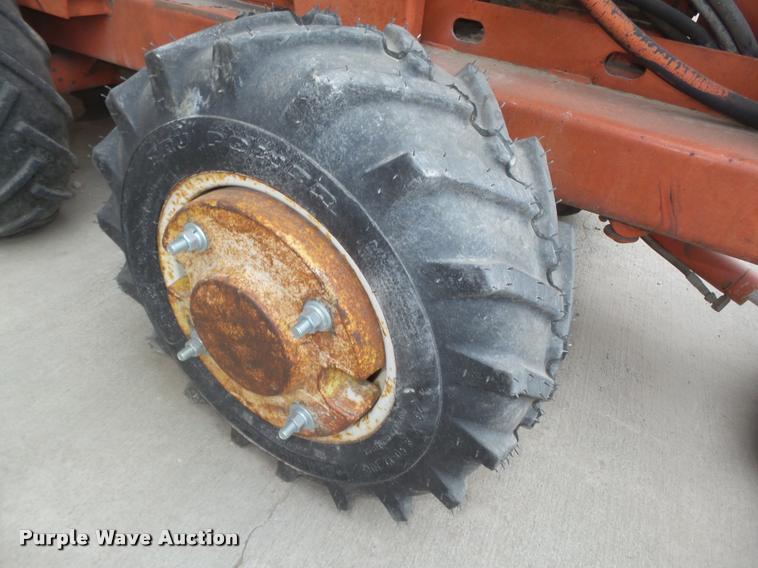 image for item L4195 Ditch Witch J20D trencher