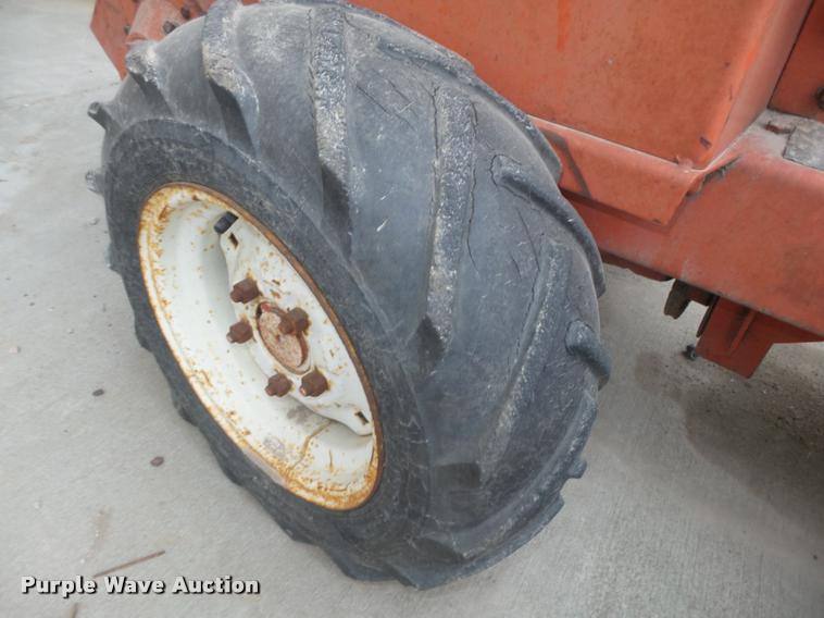 image for item L4195 Ditch Witch J20D trencher