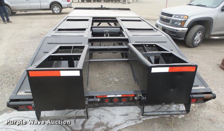 image for item L4196 1975 Domor TLA16T2 equipment trailer