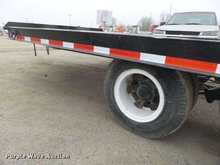 image for item L4196 1975 Domor TLA16T2 equipment trailer