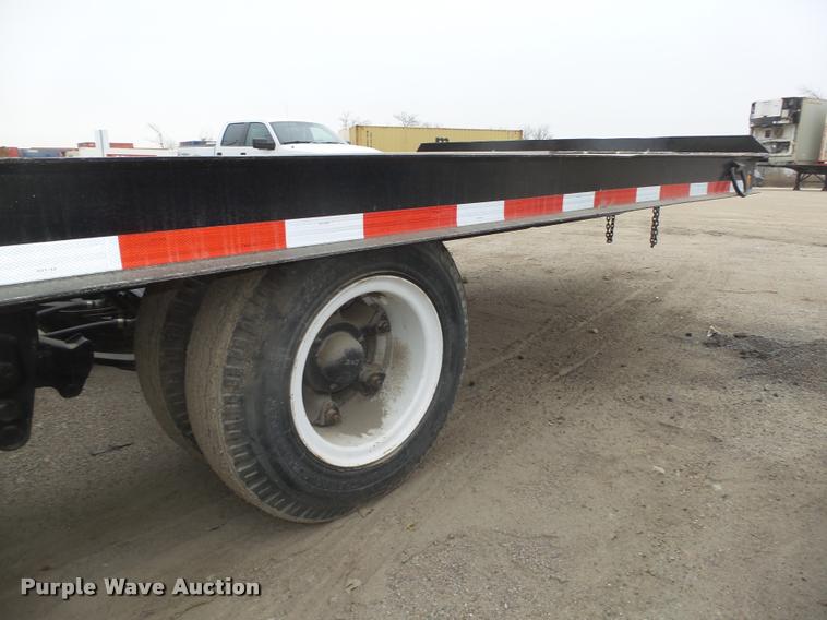 image for item L4196 1975 Domor TLA16T2 equipment trailer