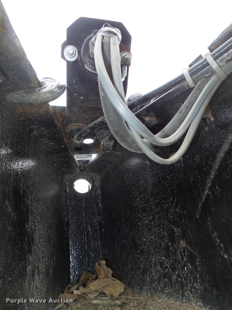 image for item L4196 1975 Domor TLA16T2 equipment trailer