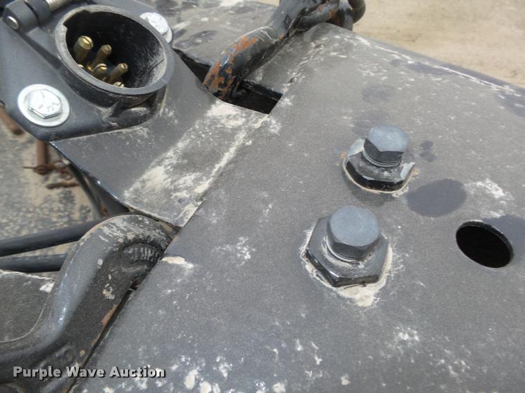 image for item L4196 1975 Domor TLA16T2 equipment trailer