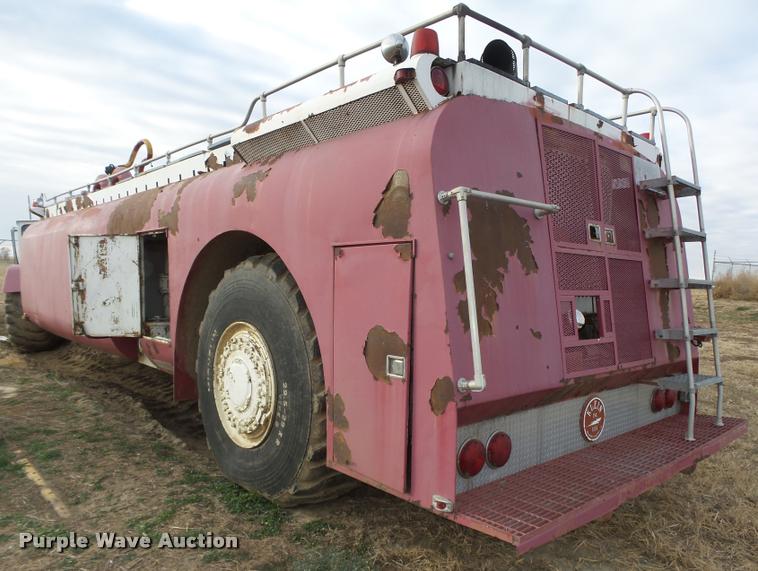 image for item L4209 1971 Caterpillar 627 Klein water wagon