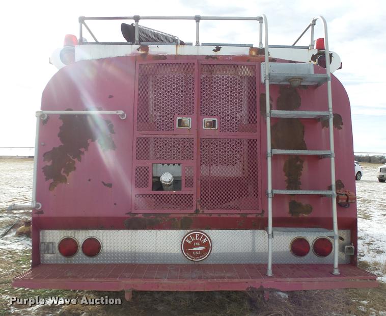 image for item L4209 1971 Caterpillar 627 Klein water wagon