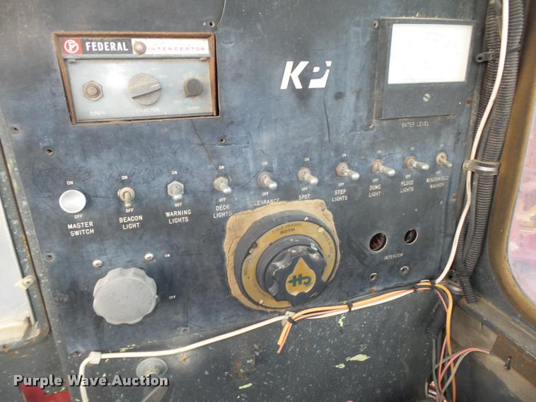 image for item L4209 1971 Caterpillar 627 Klein water wagon