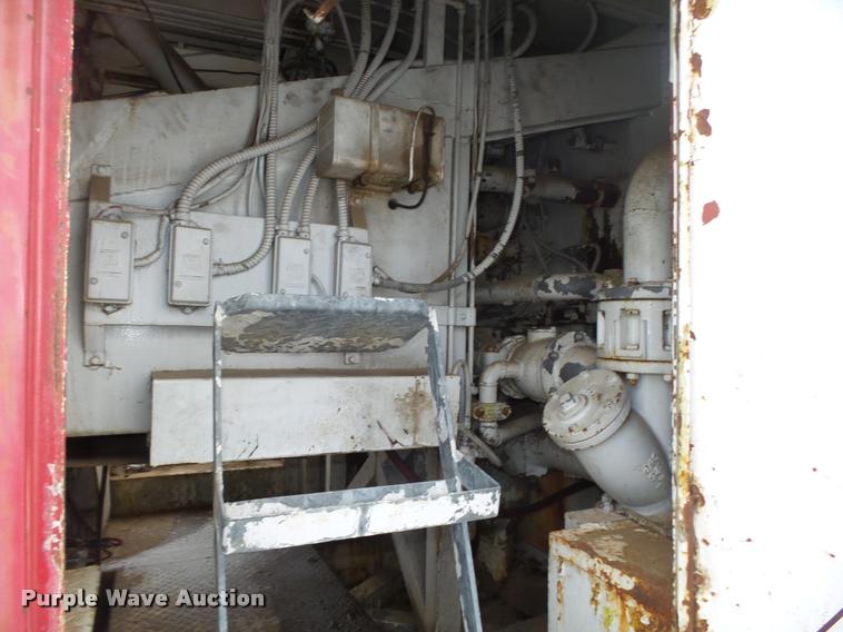 image for item L4209 1971 Caterpillar 627 Klein water wagon