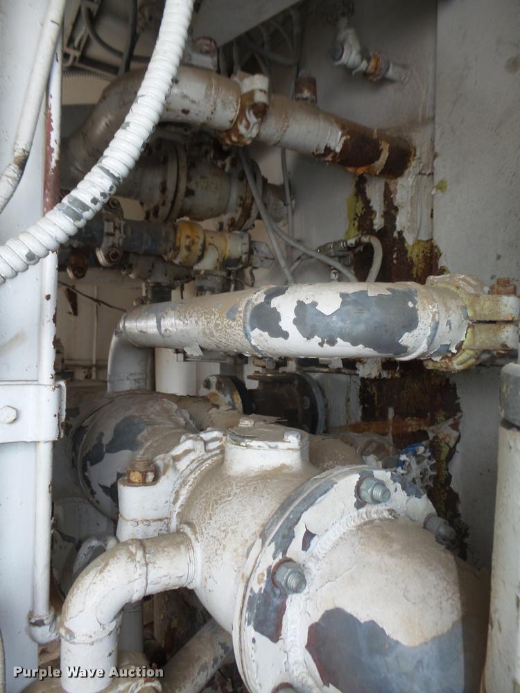 image for item L4209 1971 Caterpillar 627 Klein water wagon