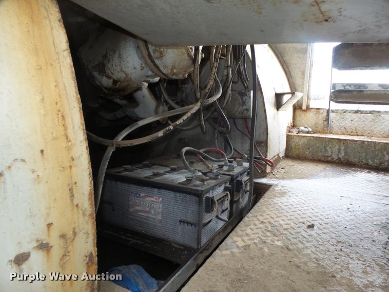 image for item L4209 1971 Caterpillar 627 Klein water wagon