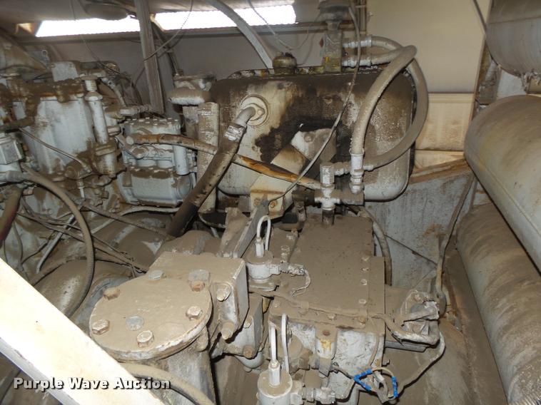 image for item L4209 1971 Caterpillar 627 Klein water wagon