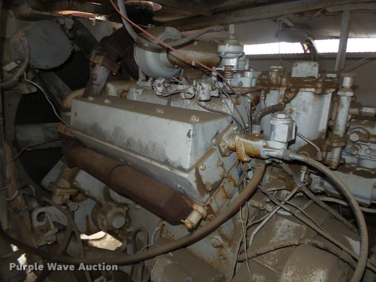 image for item L4209 1971 Caterpillar 627 Klein water wagon