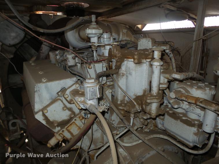 image for item L4209 1971 Caterpillar 627 Klein water wagon