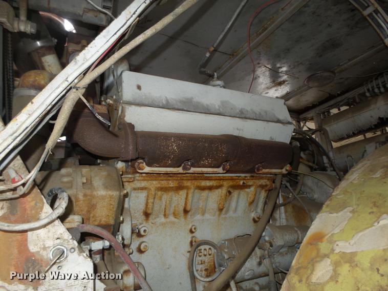 image for item L4209 1971 Caterpillar 627 Klein water wagon