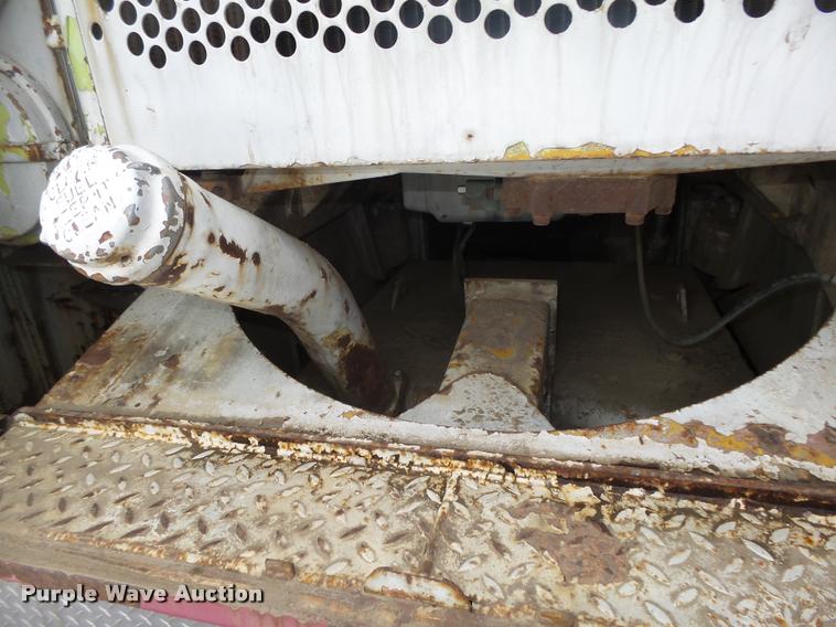 image for item L4209 1971 Caterpillar 627 Klein water wagon