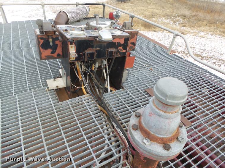 image for item L4209 1971 Caterpillar 627 Klein water wagon