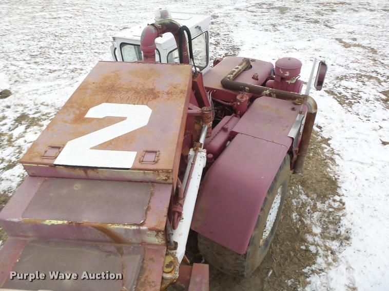 image for item L4209 1971 Caterpillar 627 Klein water wagon