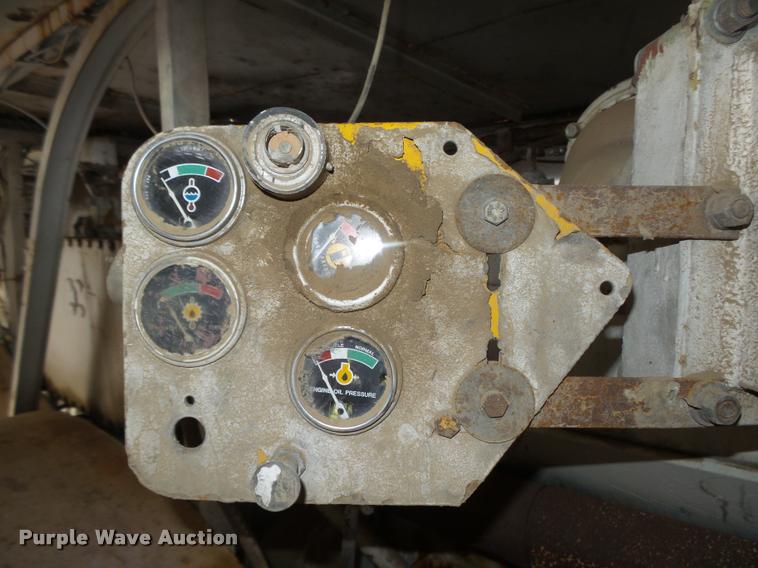 image for item L4209 1971 Caterpillar 627 Klein water wagon