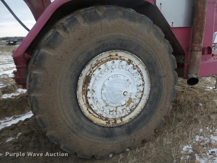 image for item L4209 1971 Caterpillar 627 Klein water wagon