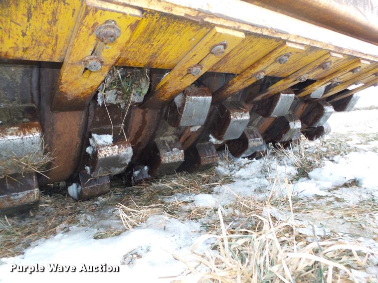 image for item L4210 2001 Hyster 612 single drum roller