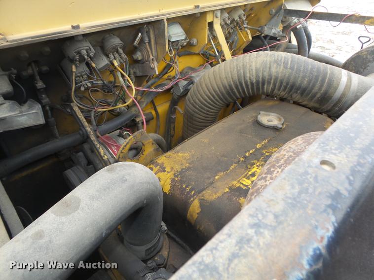 image for item L4210 2001 Hyster 612 single drum roller