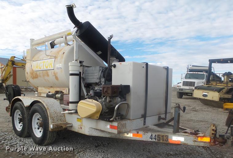 image for item L4225 2000 Vactor PV500DHO vacuum system