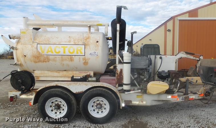 image for item L4225 2000 Vactor PV500DHO vacuum system