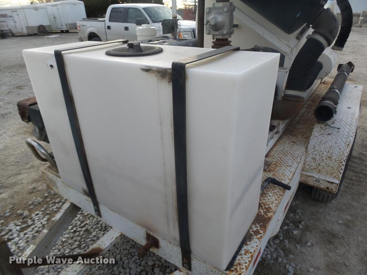 image for item L4225 2000 Vactor PV500DHO vacuum system