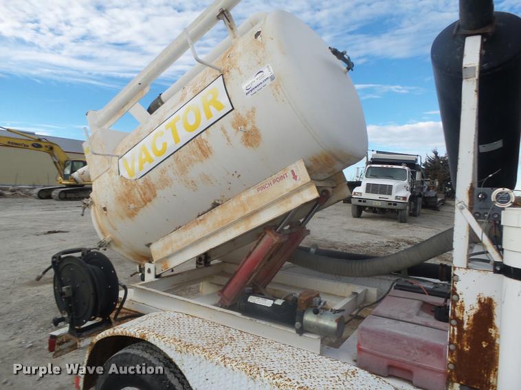 image for item L4225 2000 Vactor PV500DHO vacuum system