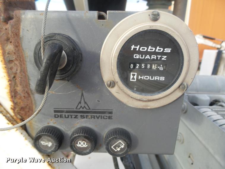 image for item L4225 2000 Vactor PV500DHO vacuum system